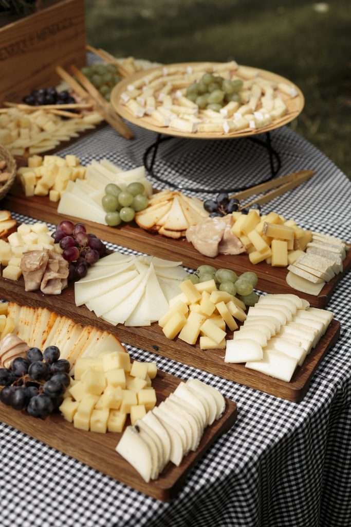 tabla de quesos para bodas de verano